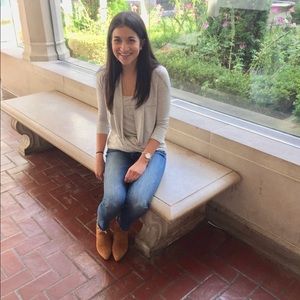 Meet your Posher, Evonna